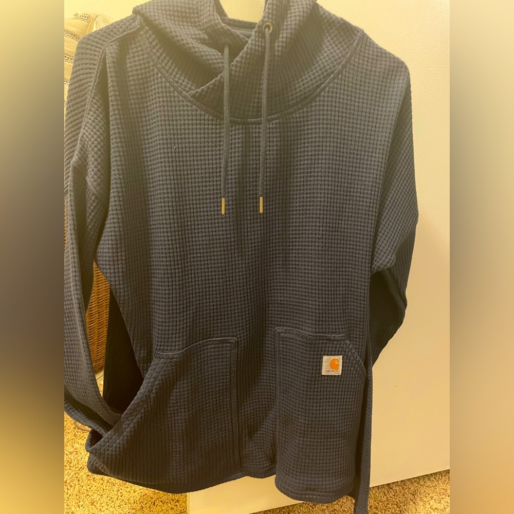 Carhartt Hoodie, Size Small, Two pockets. Soft waffle material, flattering on.